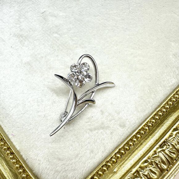 Flower Brooch With Rhinestones - Picture 4 of 6